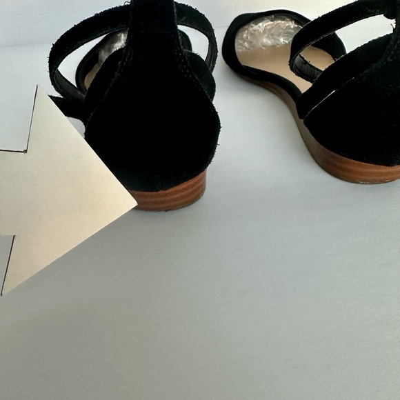 Crown Vintage Women’s black pointed toe faux suede ballet flat adjustable strap - Picture 7 of 17